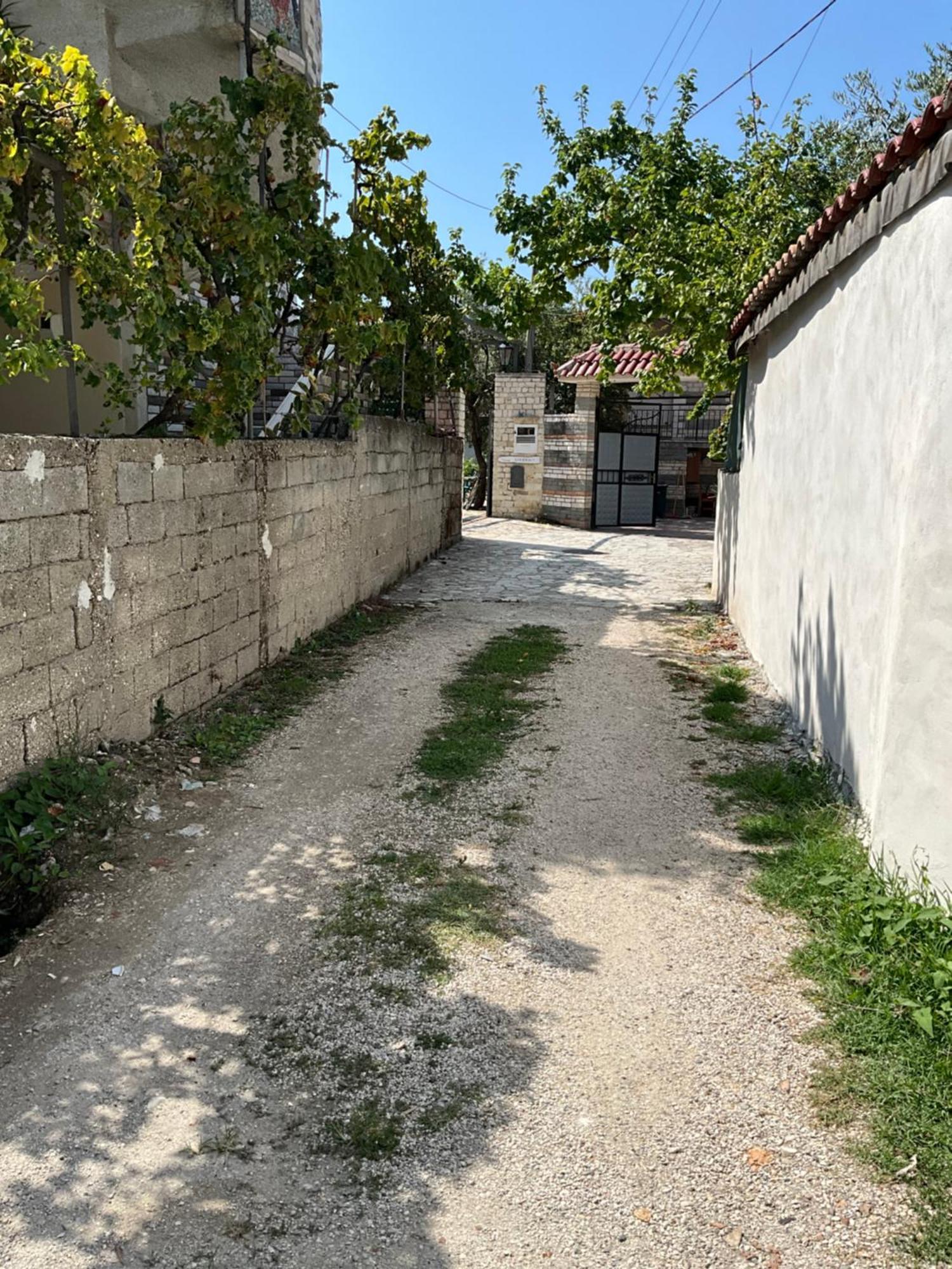 Vila Licenji Vlore Exterior photo